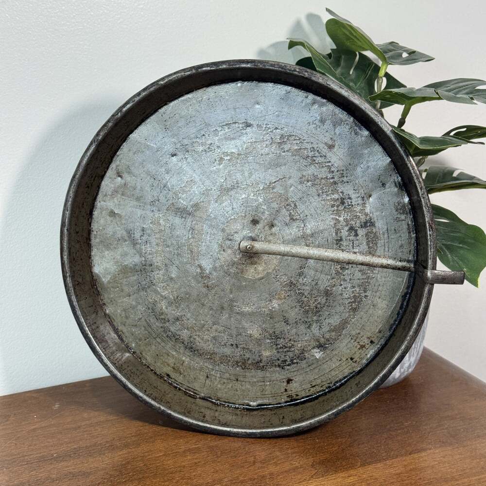 Antique Primitive Tin Pie Plate Tart Pan with Rotating Spreader